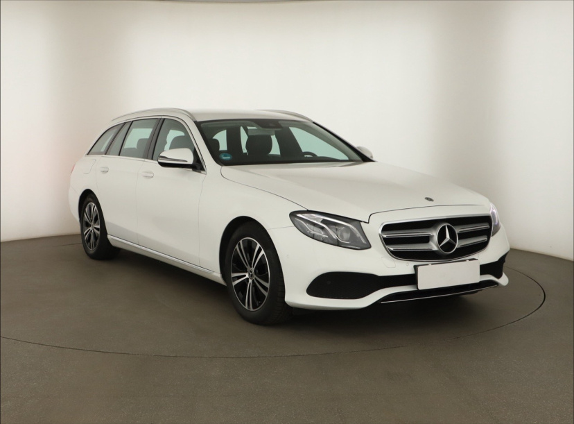 Mercedes-Benz E, 2017