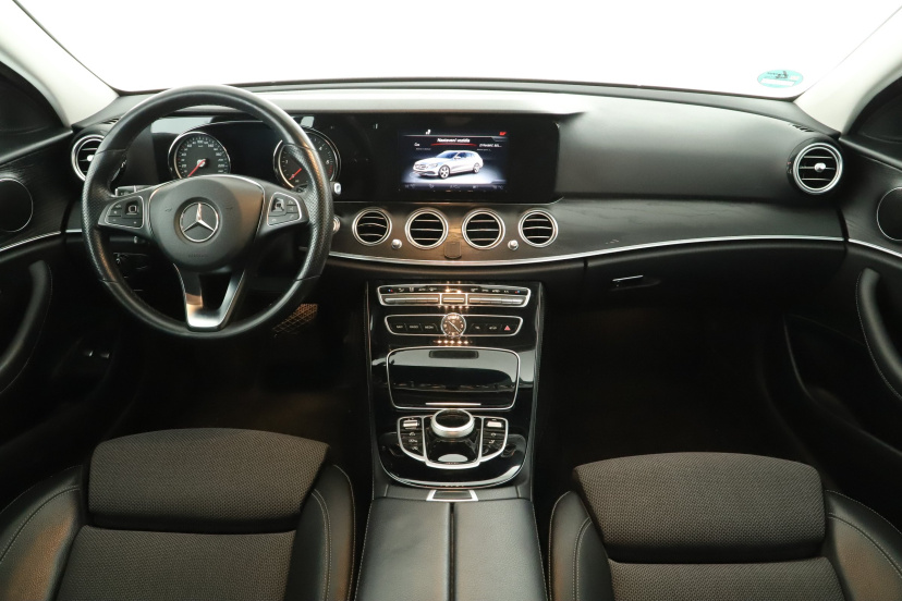 Mercedes-Benz E, 2017