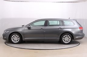 Volkswagen Passat - 2015