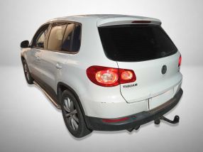 Volkswagen Tiguan - 2011