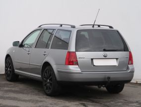 Volkswagen Golf - 2006