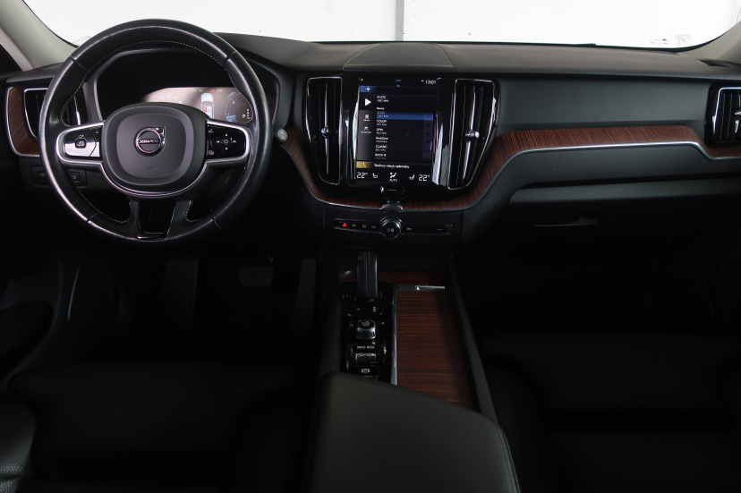 Volvo XC60, 2020
