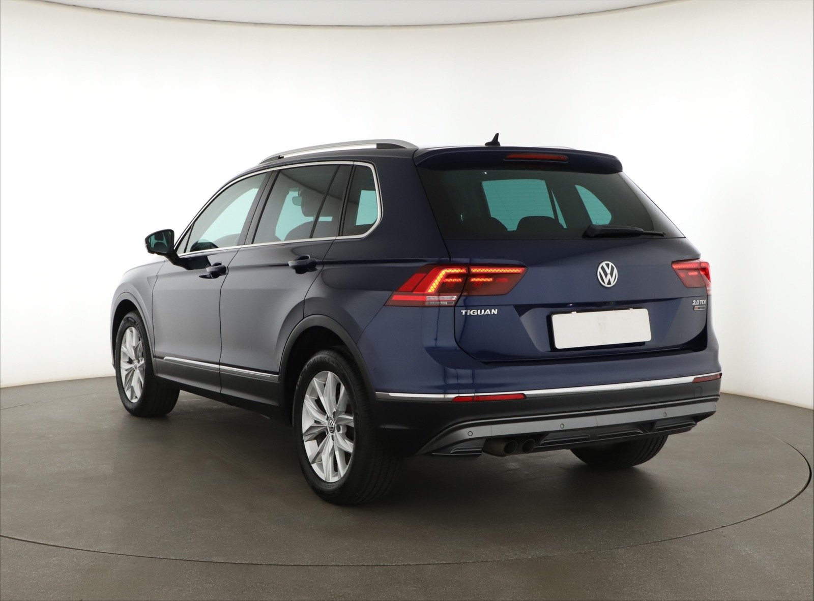 Volkswagen Tiguan - 2017