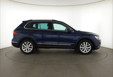 Volkswagen Tiguan - 2017