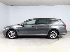 Volkswagen Passat - 2016
