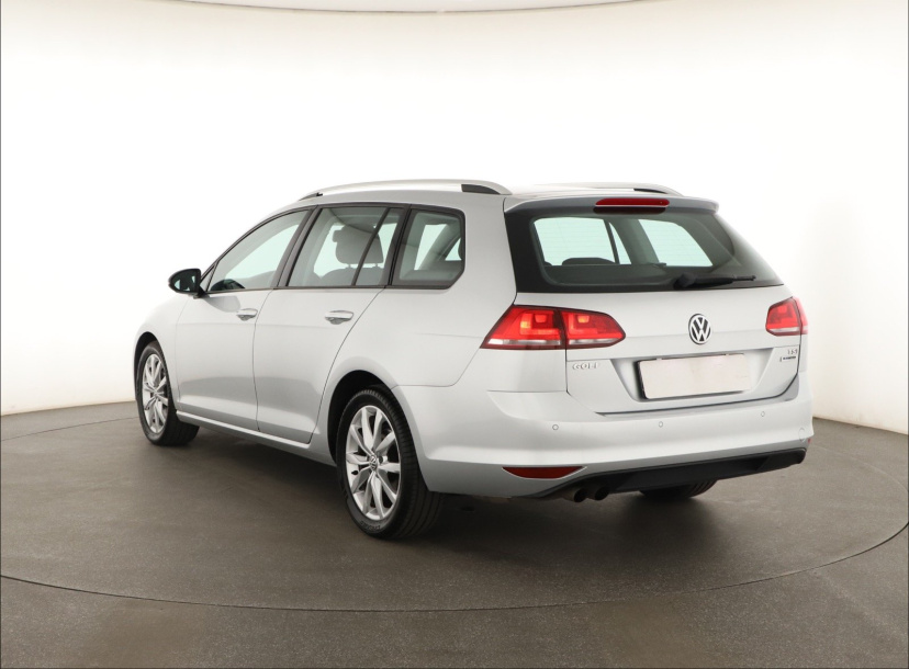 Volkswagen Golf, 2015