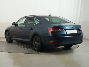 Škoda Superb - 2019