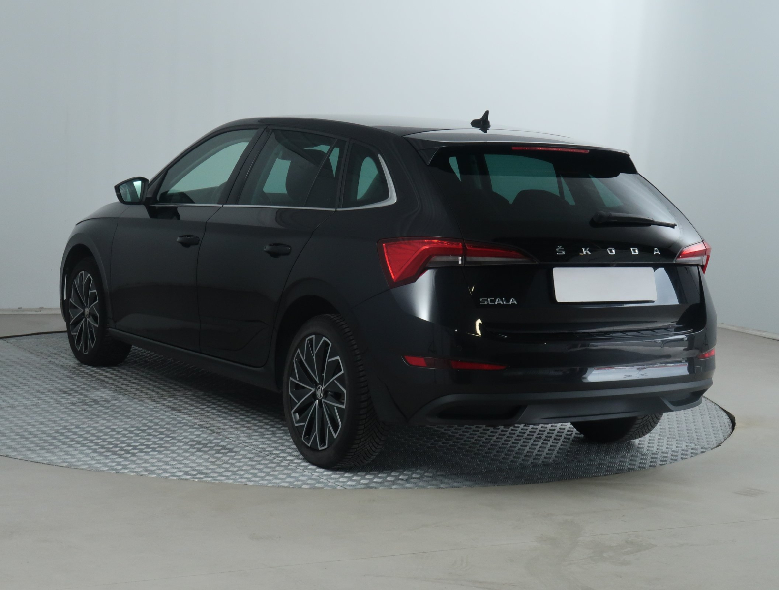 Škoda Scala - 2021