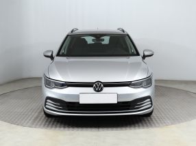 Volkswagen Golf - 2021