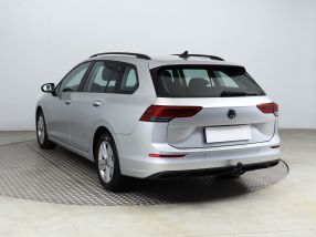 Volkswagen Golf - 2021