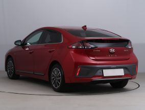 Hyundai Ioniq - 2021