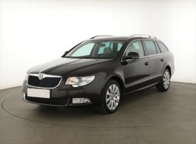 Škoda Superb - 2012