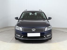 Volkswagen Passat - 2012