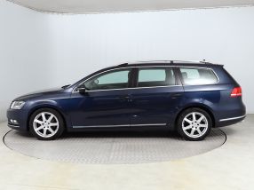 Volkswagen Passat - 2012