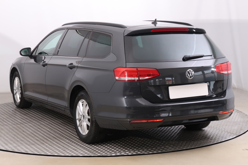 Volkswagen Passat, 2018