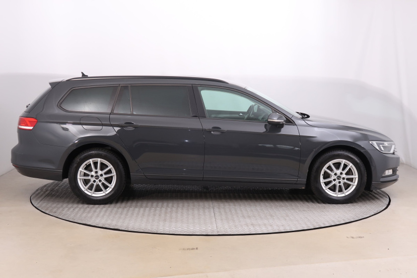 Volkswagen Passat, 2018