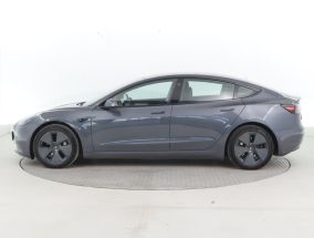 Tesla Model 3 - 2021
