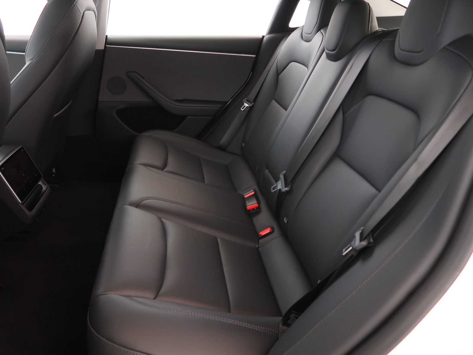 Tesla Model 3 - 2024