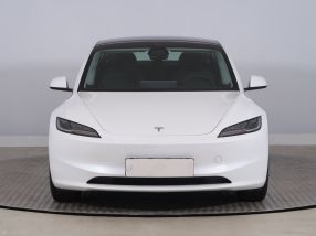 Tesla Model 3 - 2024