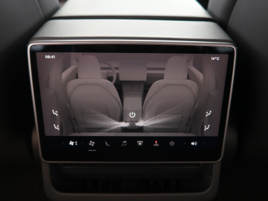 Tesla Model 3 - 2024
