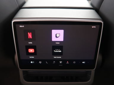 Tesla Model 3 - 2024