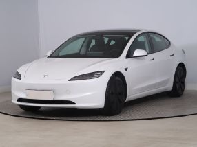 Tesla Model 3 - 2024