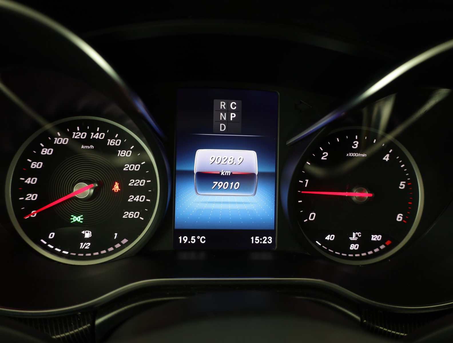 Mercedes-Benz Marco Polo - 2023