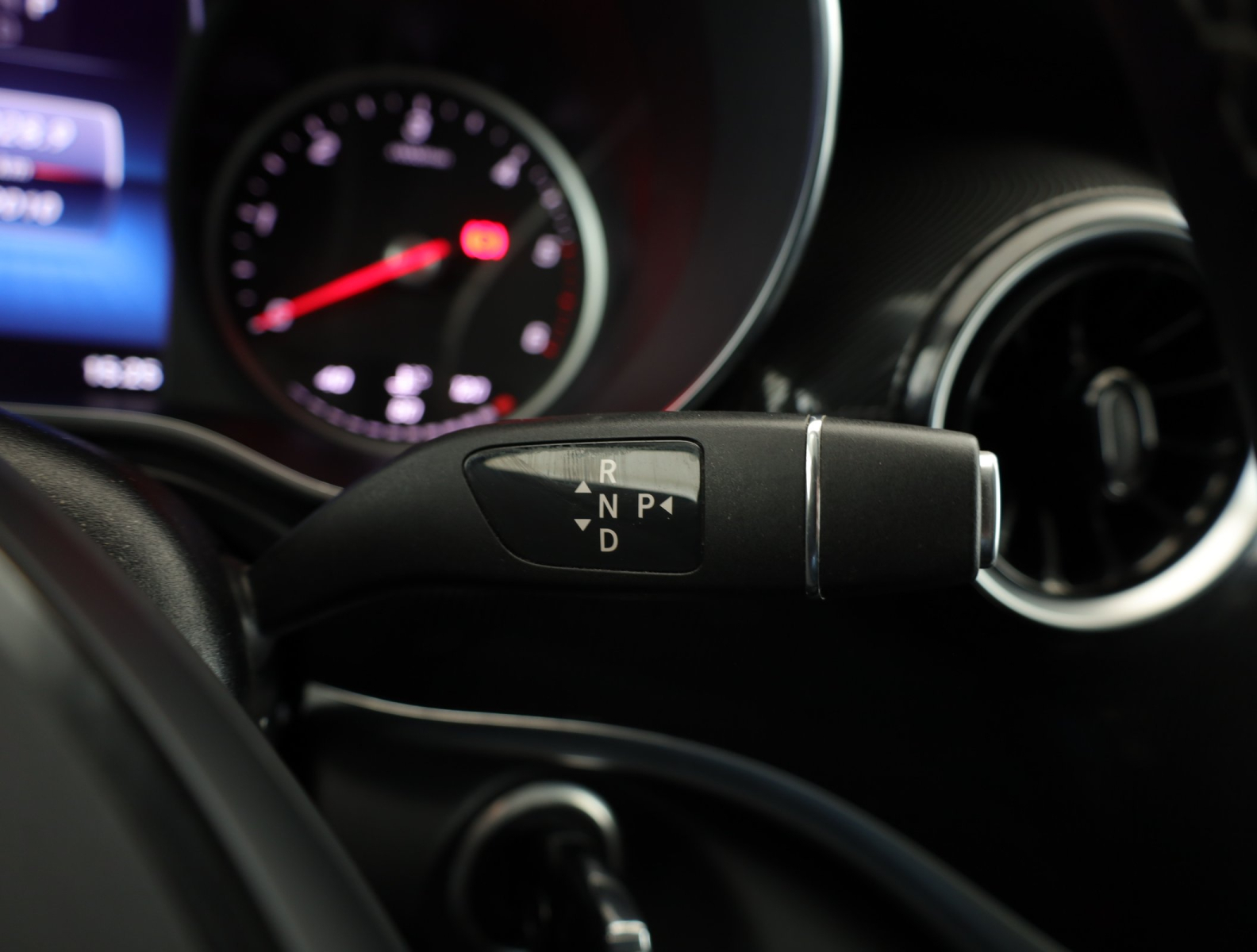 Mercedes-Benz Marco Polo - 2023