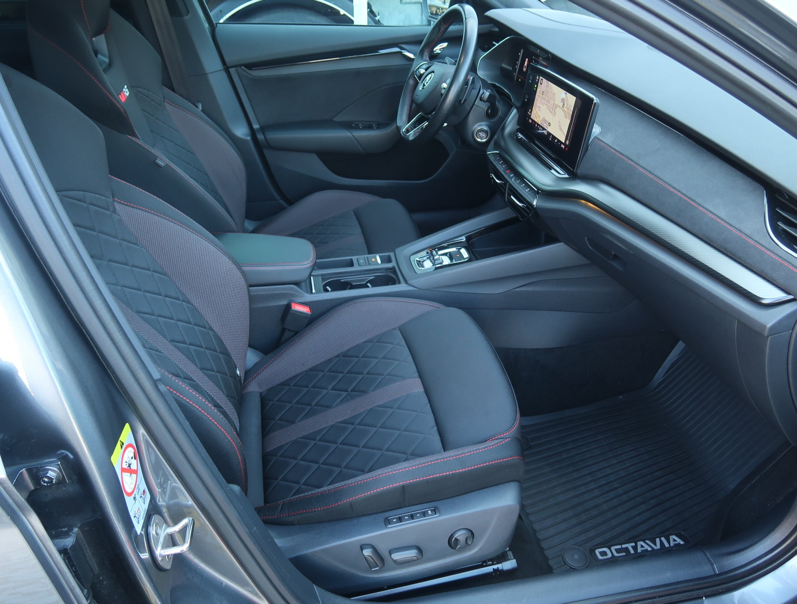 Škoda Octavia - 2023