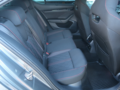 Škoda Octavia - 2023