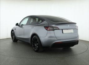 Tesla Model Y - 2023