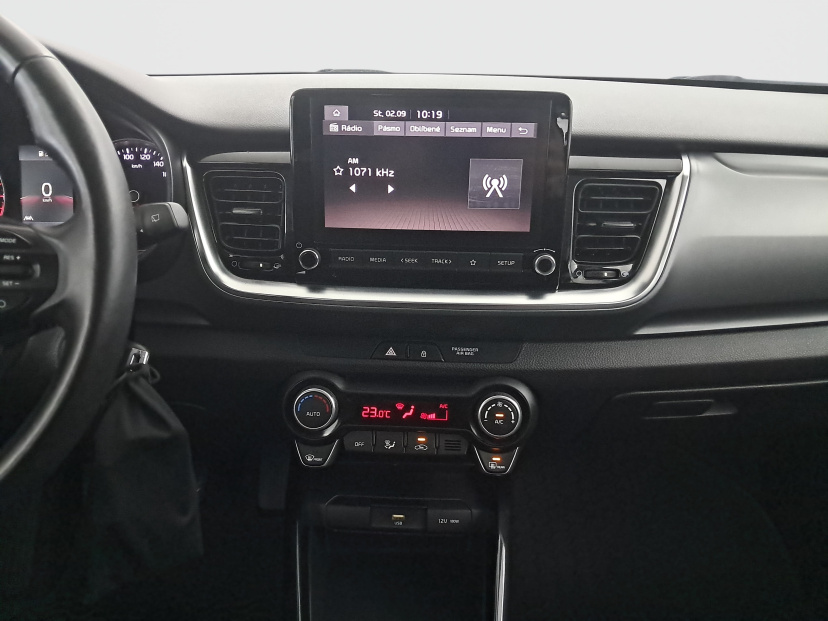 Kia Stonic, 2022