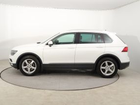 Volkswagen Tiguan - 2017