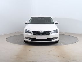 Škoda Superb - 2015