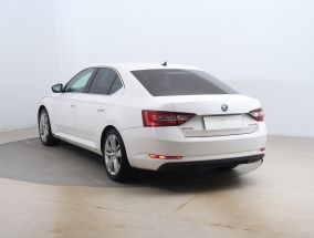 Škoda Superb - 2015