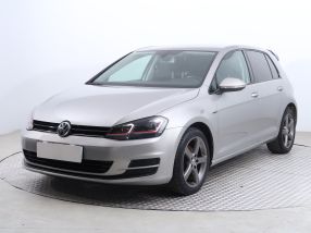 Volkswagen Golf - 2013