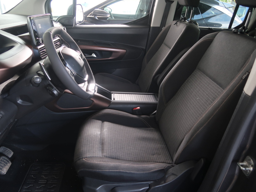 Peugeot Rifter, 2020