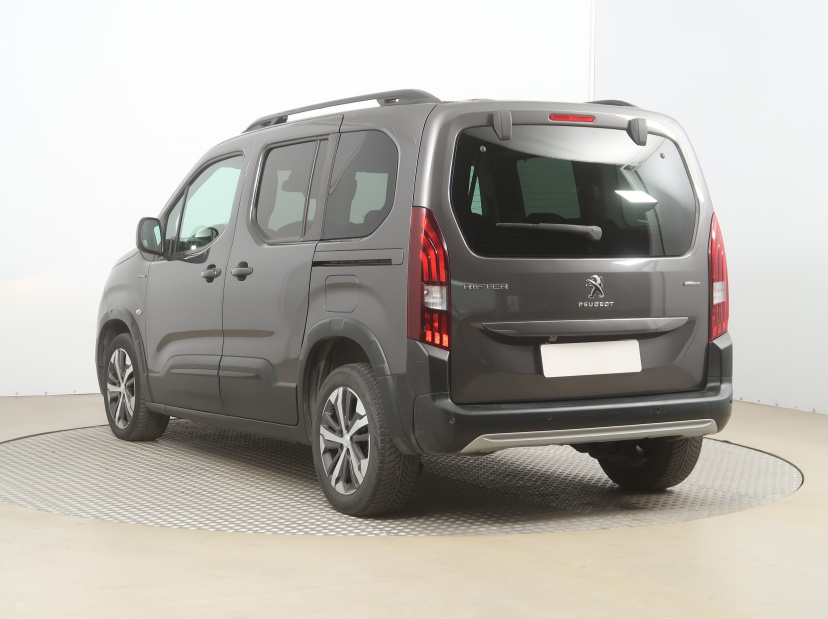 Peugeot Rifter, 2020