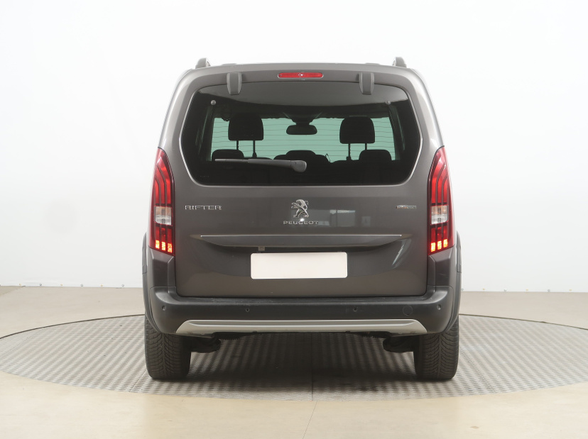 Peugeot Rifter, 2020