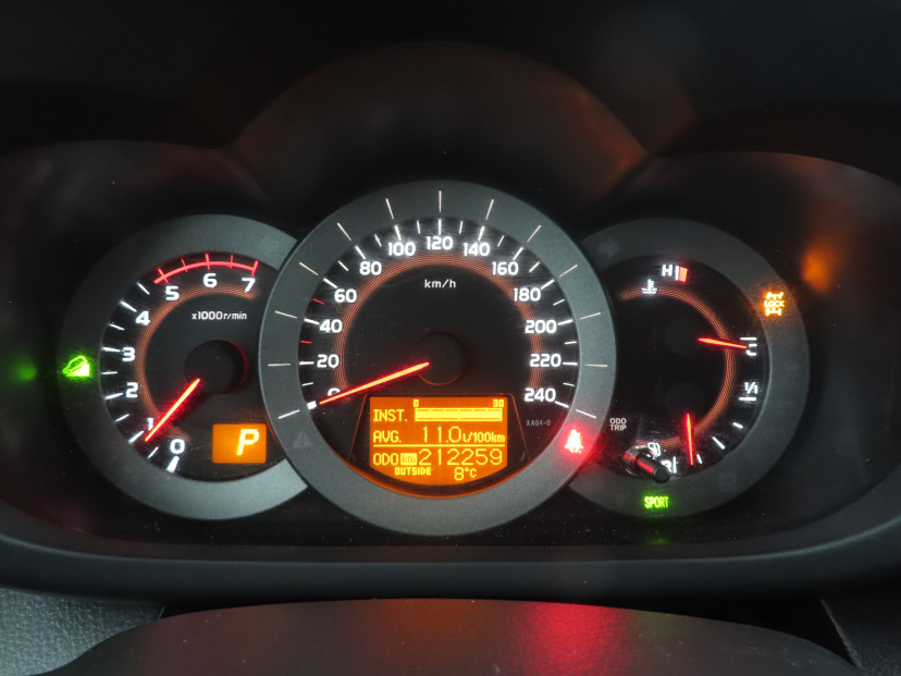 Toyota RAV 4, 2011