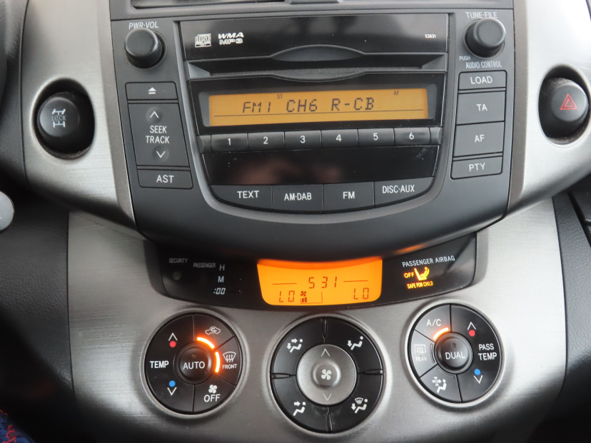 Toyota RAV 4, 2011