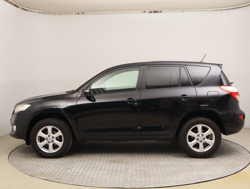 Toyota RAV 4, 2011