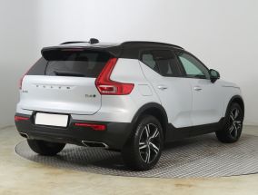 Volvo XC40 - 2019