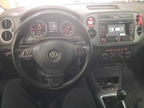 Volkswagen Tiguan - 2014