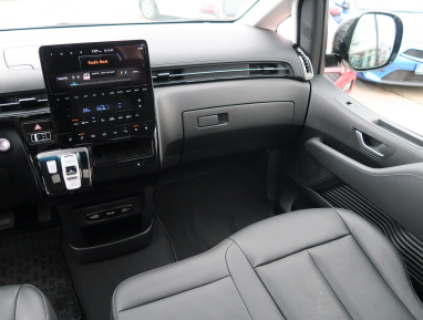 Hyundai Staria - 2022