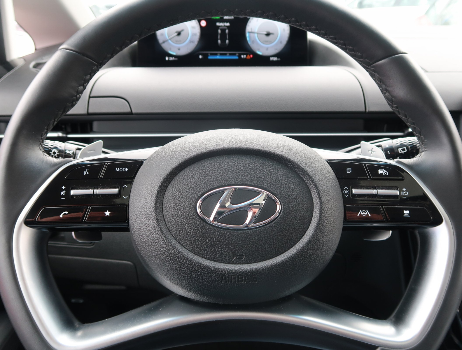 Hyundai Staria - 2022