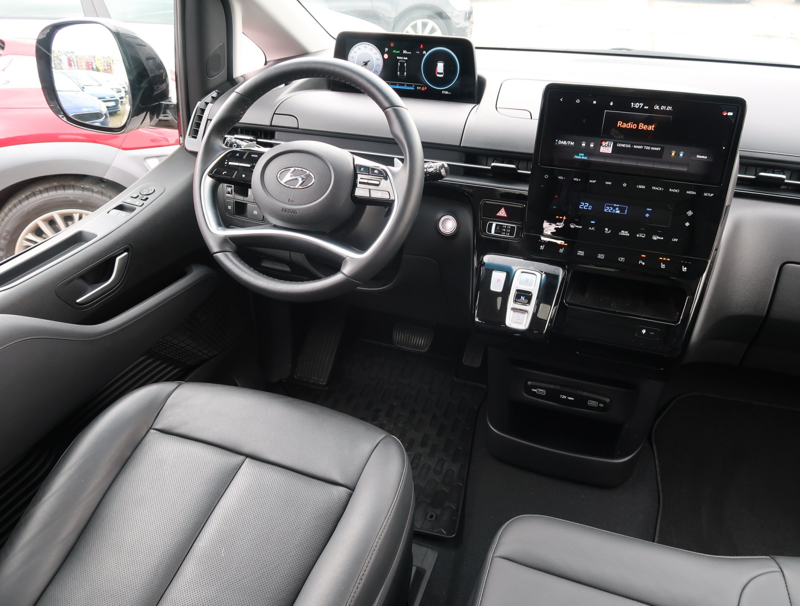 Hyundai Staria - 2022