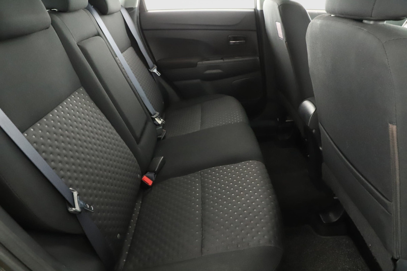 Mitsubishi ASX, 2010