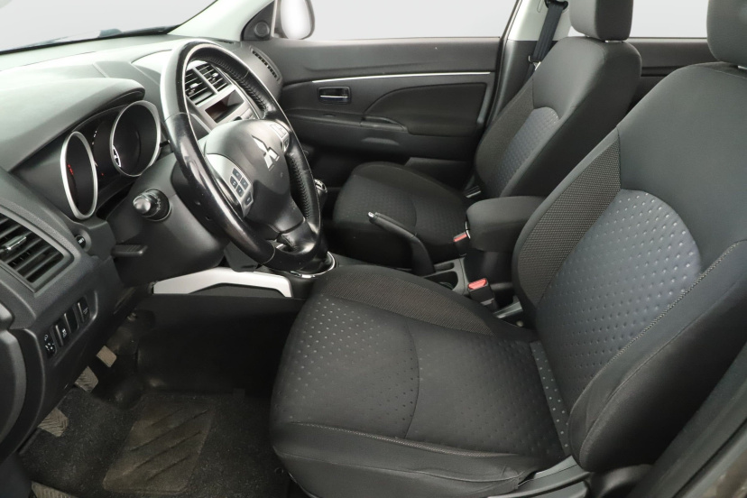 Mitsubishi ASX, 2010