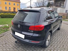 Volkswagen Tiguan - 2012